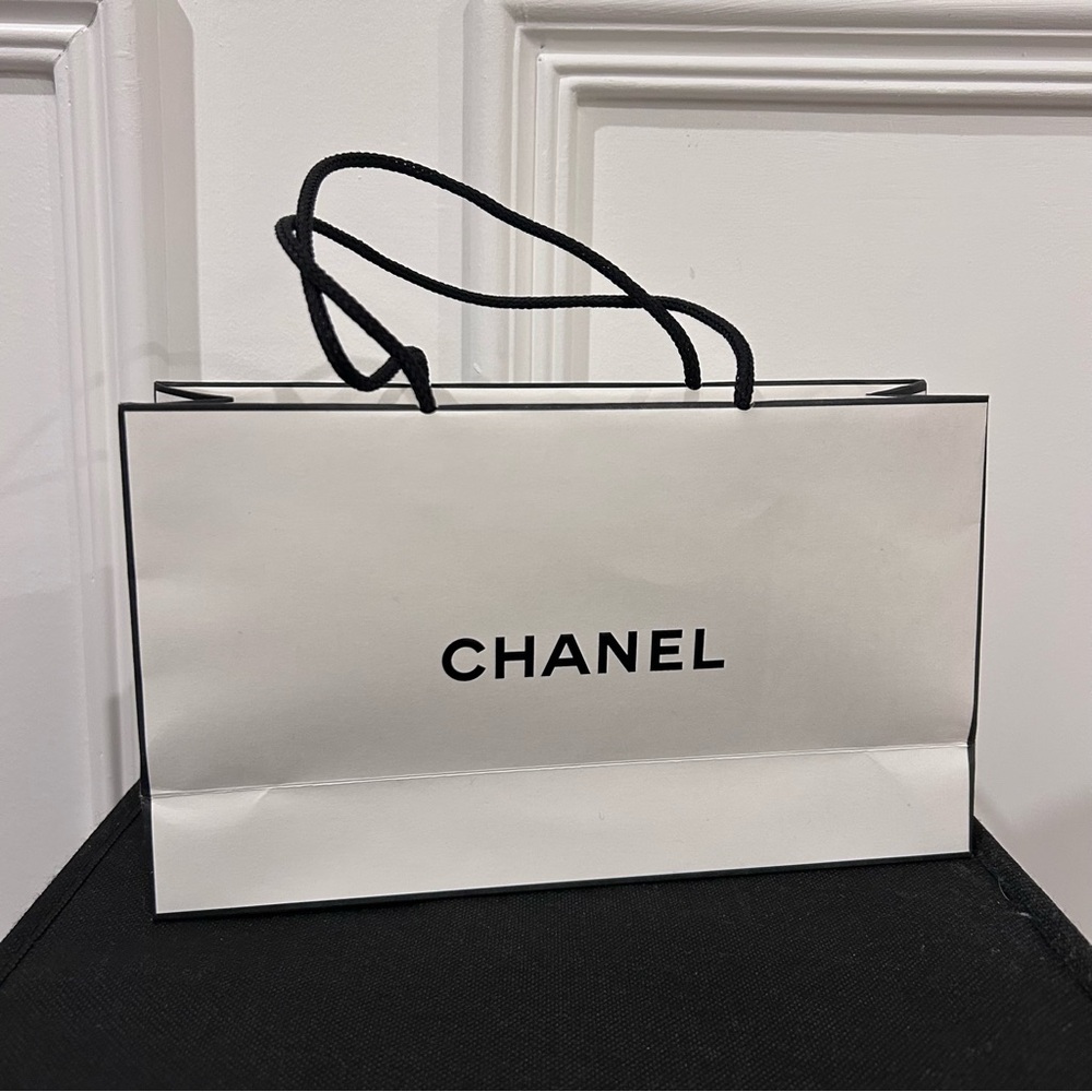 Chanel Classic White and Black Shopping Bag Retail Bag